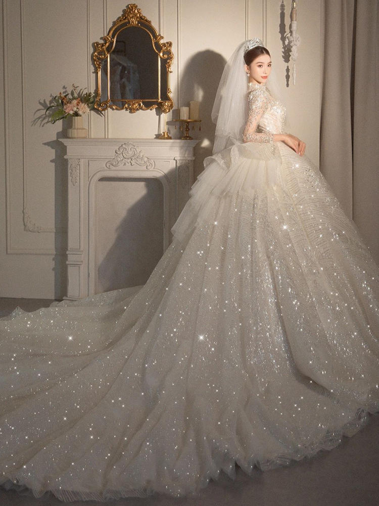 Long Sleeved Wedding Dress For Women