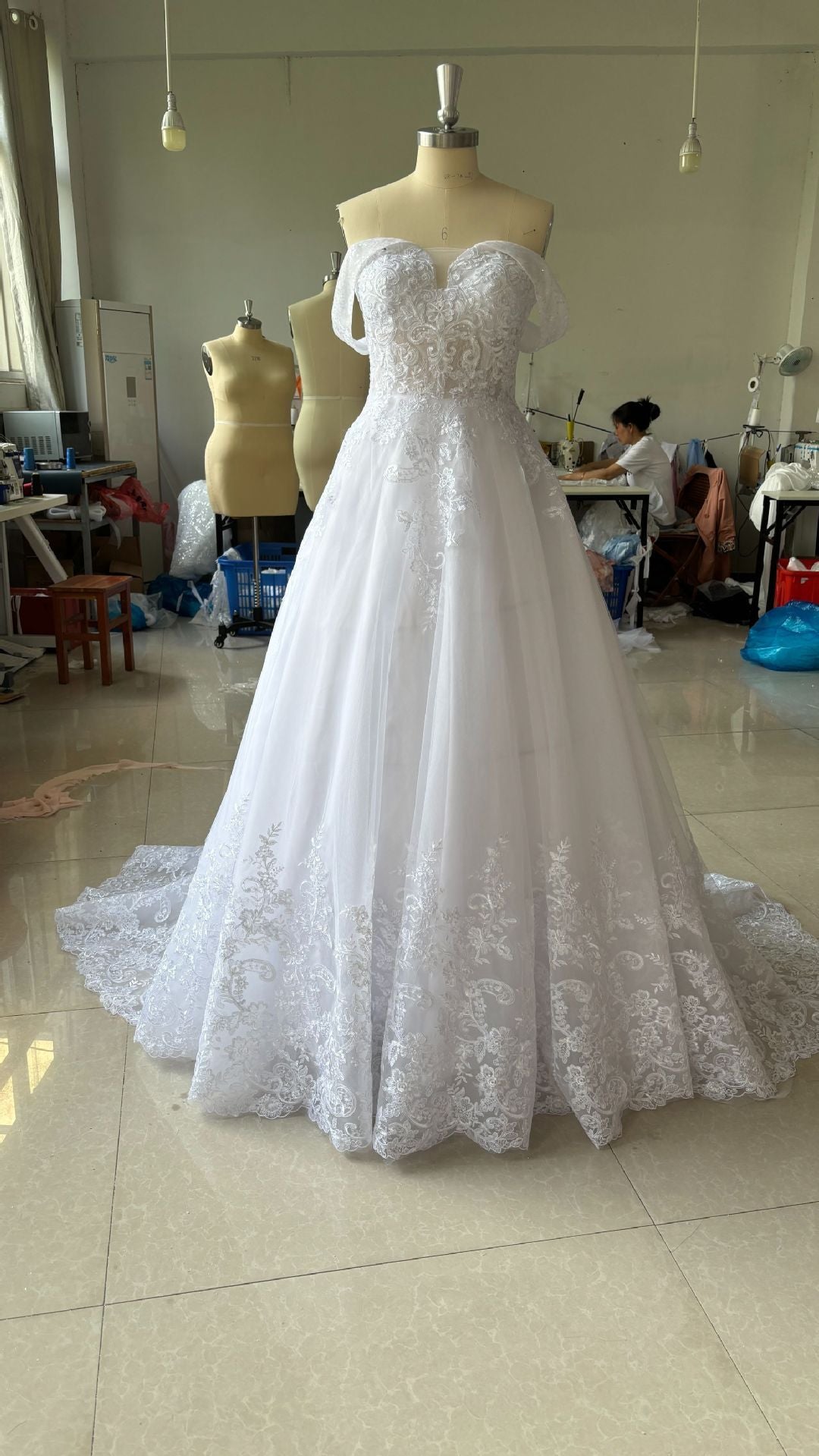 Off-shoulder Bridal Main Wedding Dress